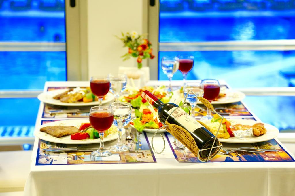 Blue World Hotel — 8