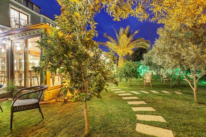 Cunda Özerbey Konağı +13 Adult Only — 7