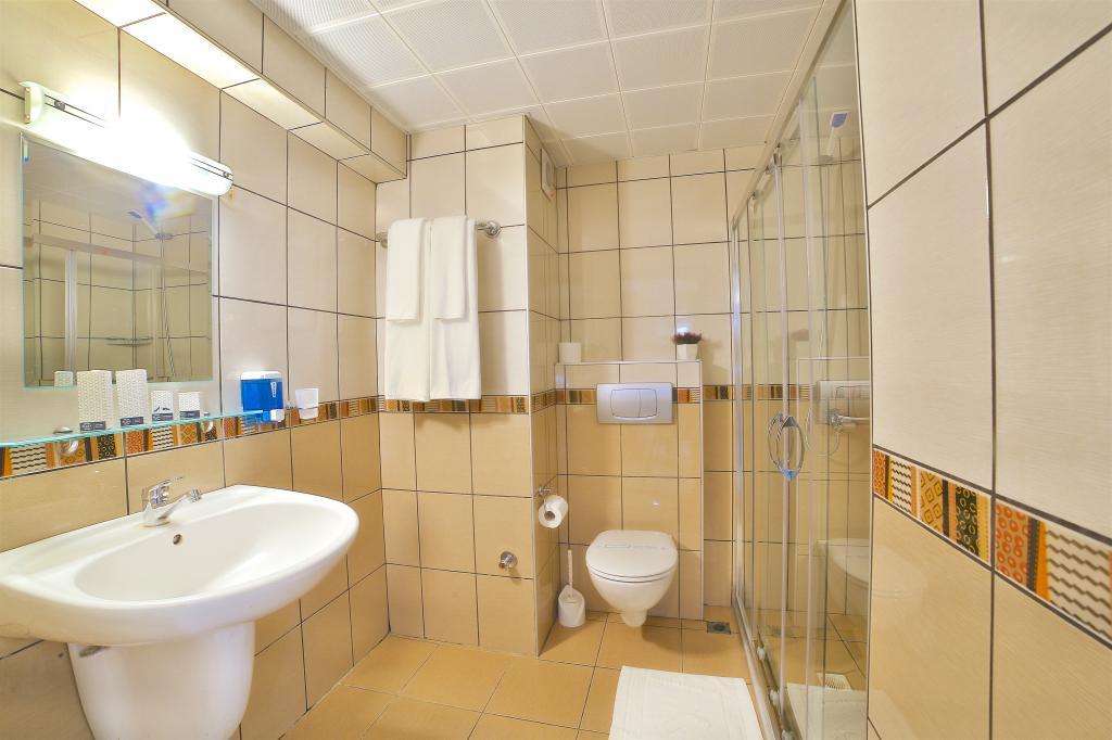 Grand Ant Hotel — 4