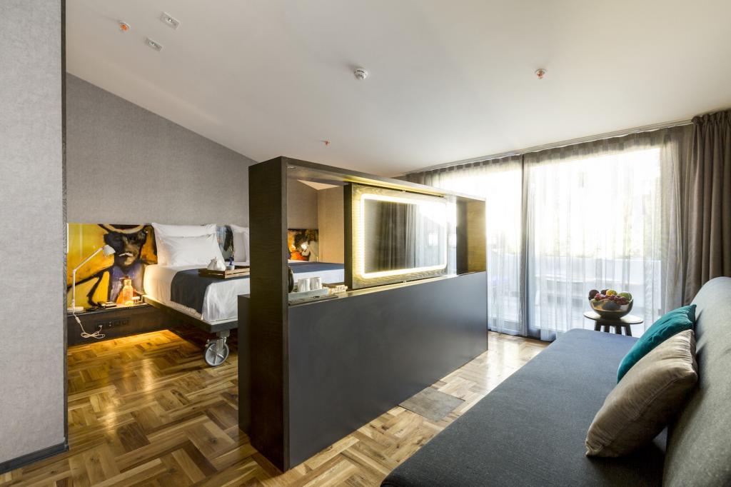 Lampa Design Hotel — 7