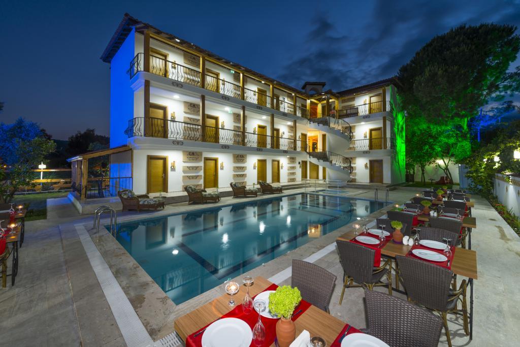Amore Boutique Hotel