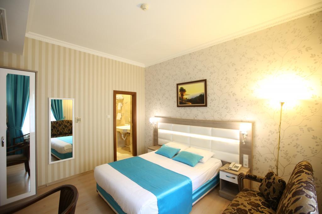Nil Hotel — 6