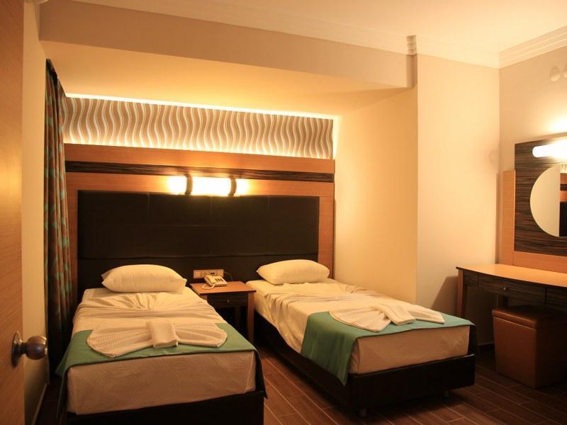Club Alpina Hotel — 7