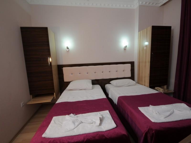 Rosy Hotel — 9