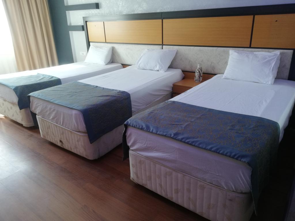 Ünaten Otel Gaziemir — 5