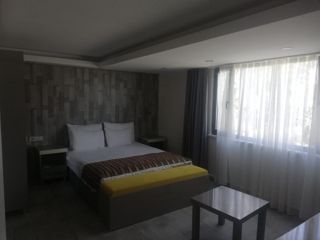 Kum Hotel — 8