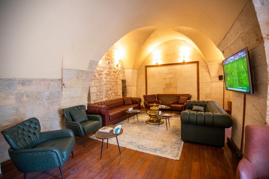 VE HotelsŞanlıurfa Vilayetler Evi — 2