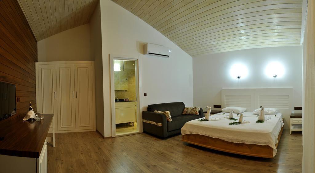 Apella Hotel — 2