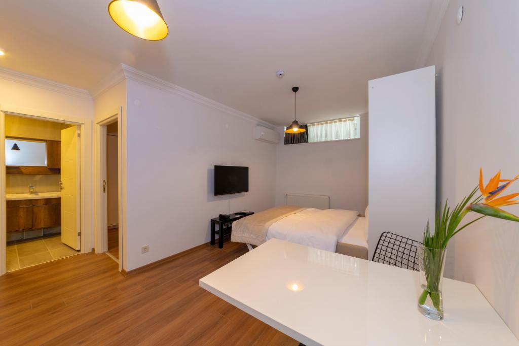 Joy Suites Hotel — 7