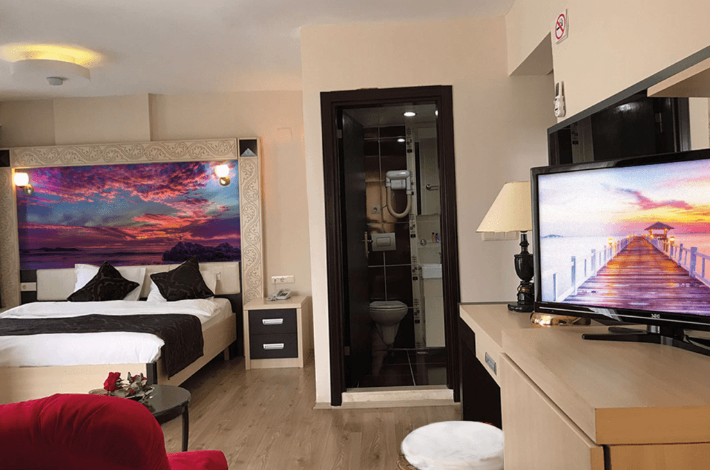Rumana Hotel — 4