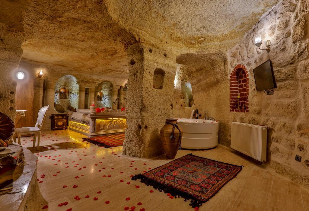 Casia Cave Suites — 3