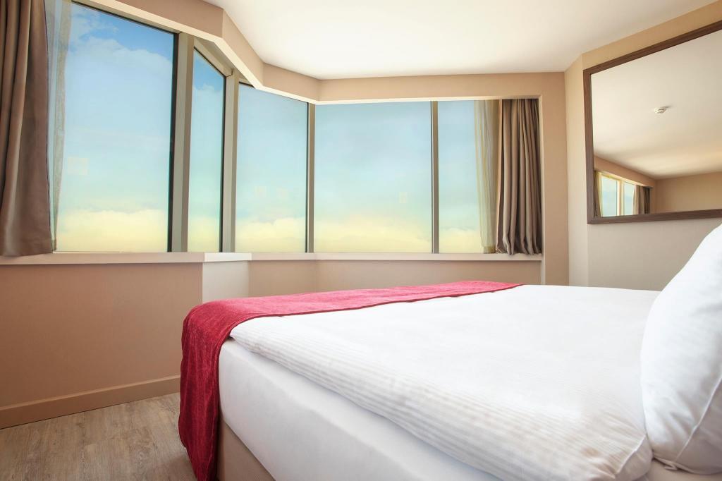Ramada Encore by Wyndham İzmir — 6