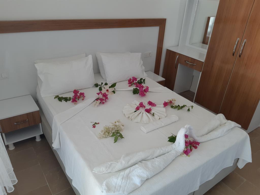 Altunakar Otel 1 — 8