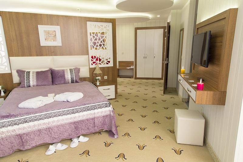 Carmine Hotel — 8