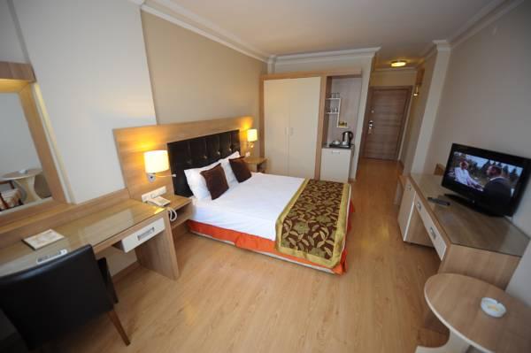 Suite Laguna Hotel — 8