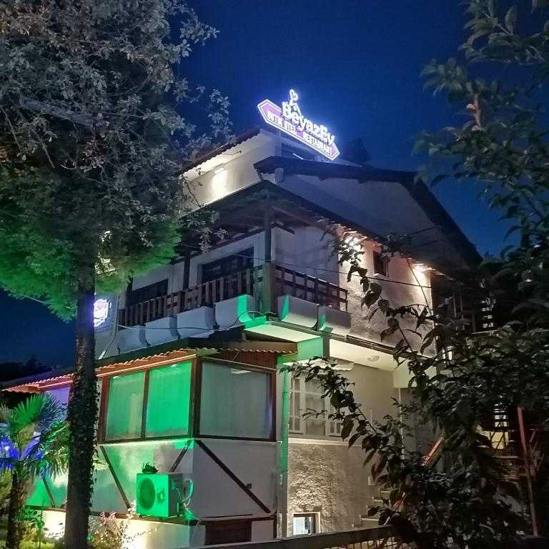 Beyaz Ev Butik Otel Maşukiye — 3