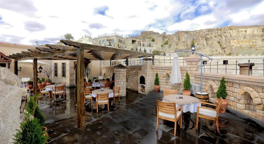 Sunak Cave Hotel — 3