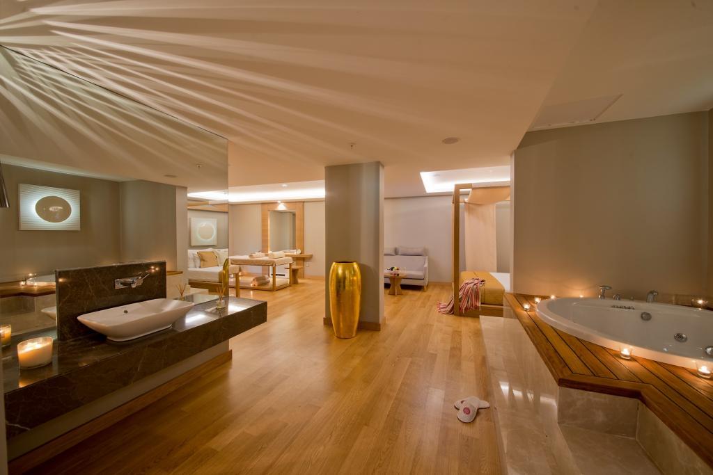 TUI Blue Barut Andız — 10