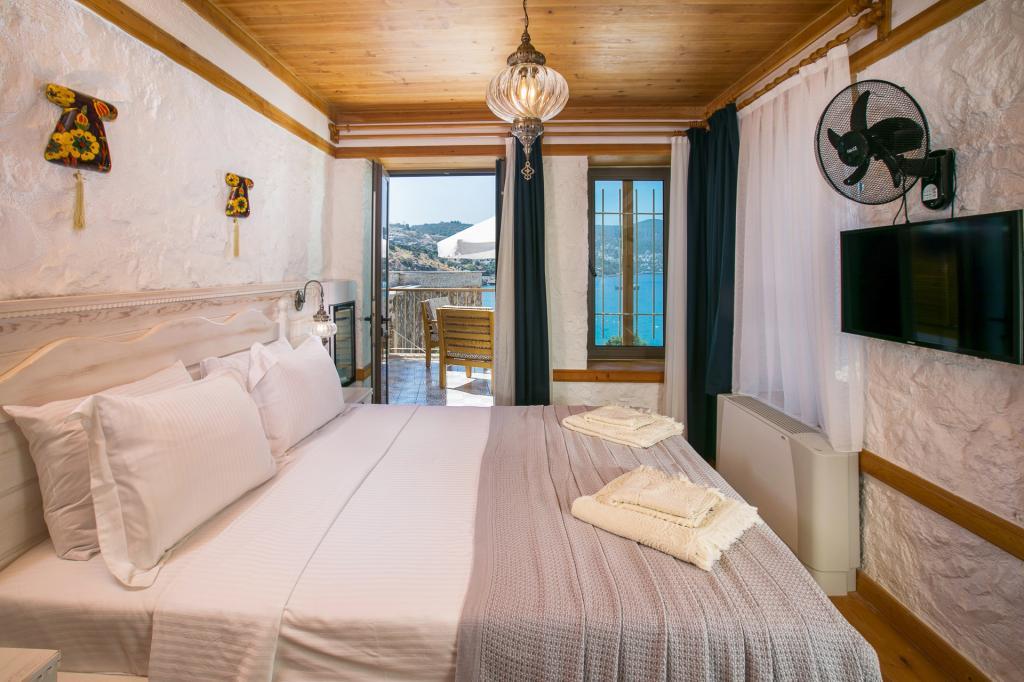 Pier House Hotel — 7