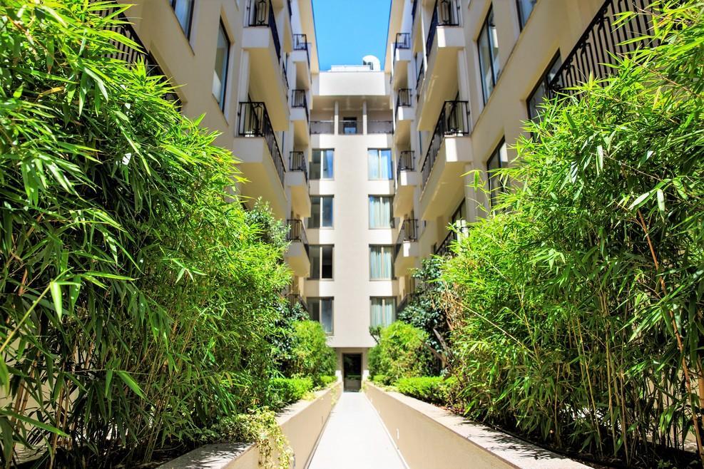 Grand Aras Hotel & Suites — 2