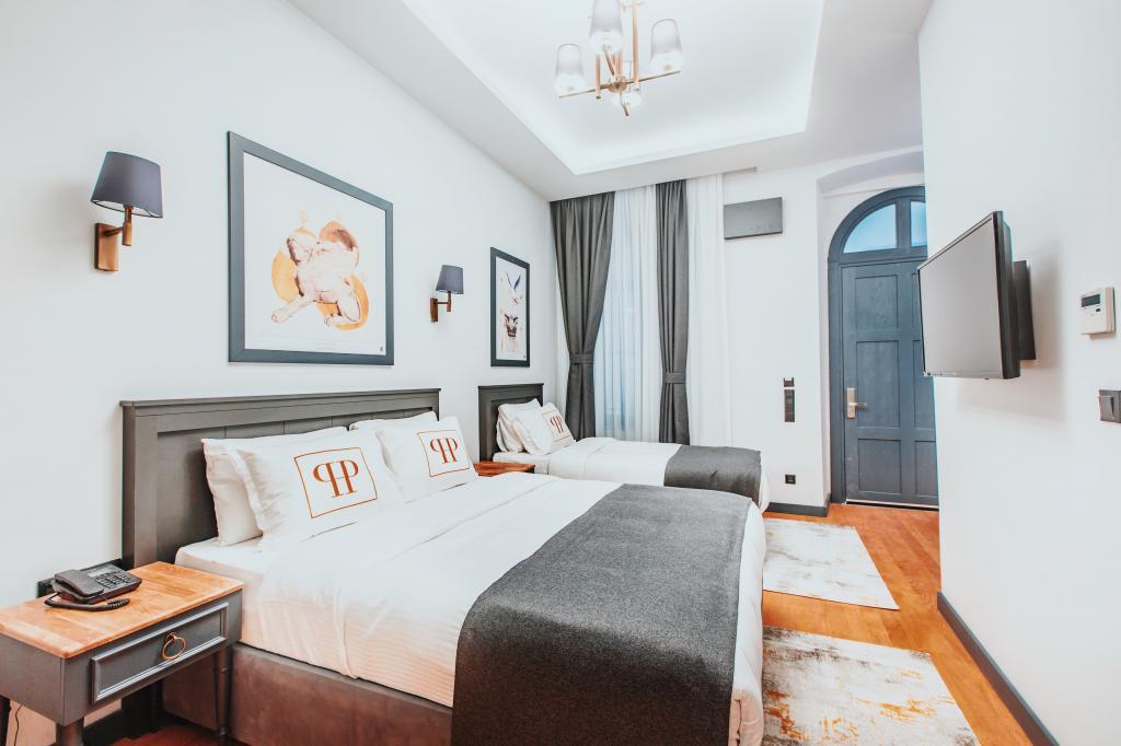 Ferman Port Hotel — 3