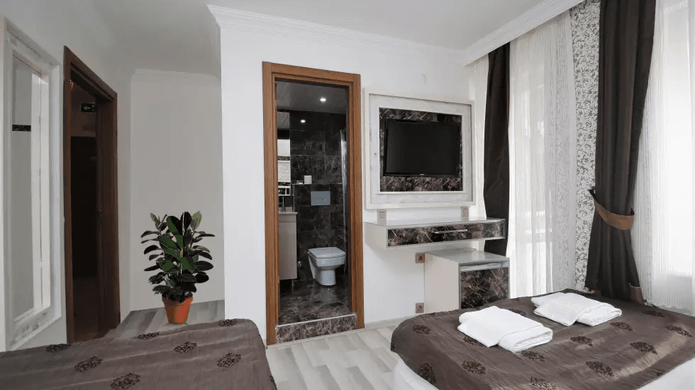 Behram Beach Hotel — 9