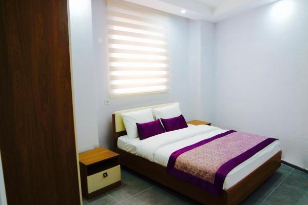Modern Suites — 3