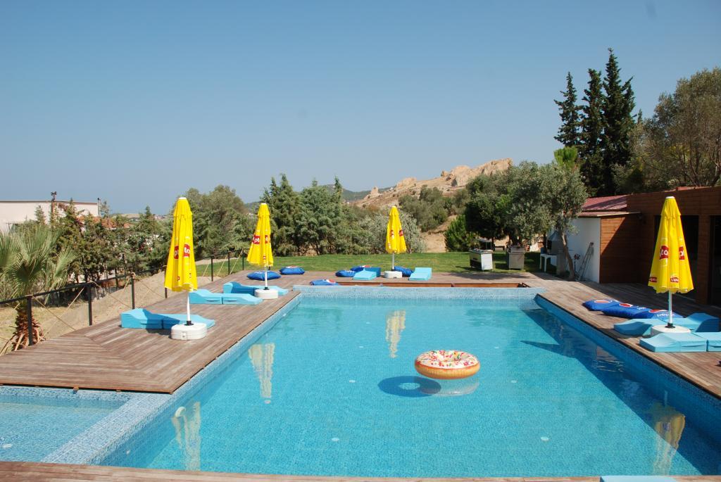 Victoria Hotel & Lounge Foça — 7