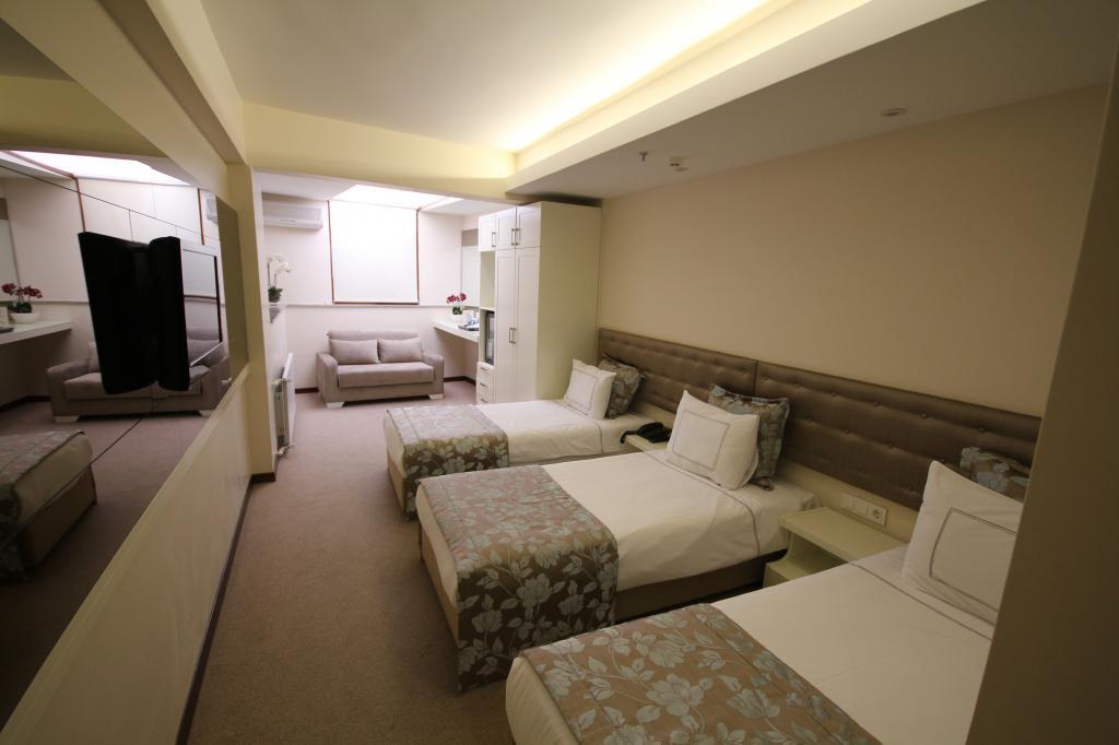 Grand Washington Hotel — 9