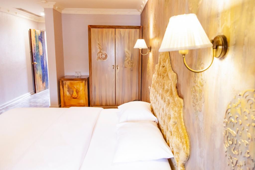 AlaHan Hotel — 4