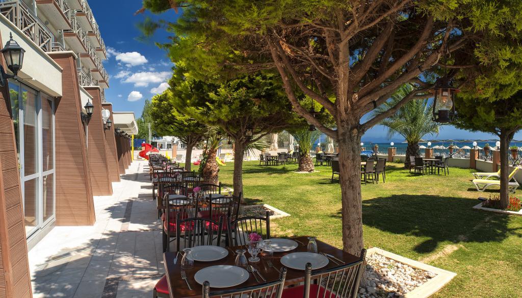 Asmira Royal Beach Hotel — 10