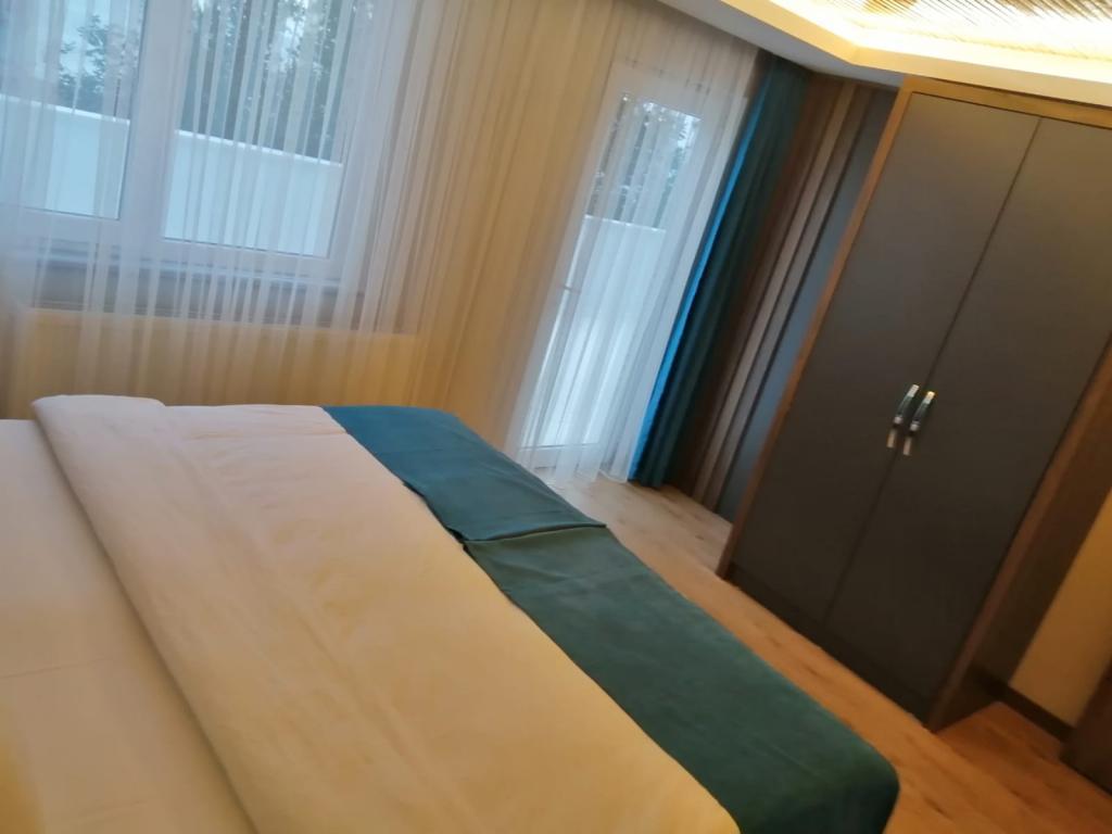 Ferah Suites — 4