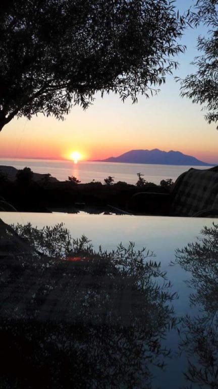 İmbros Hotel — 2