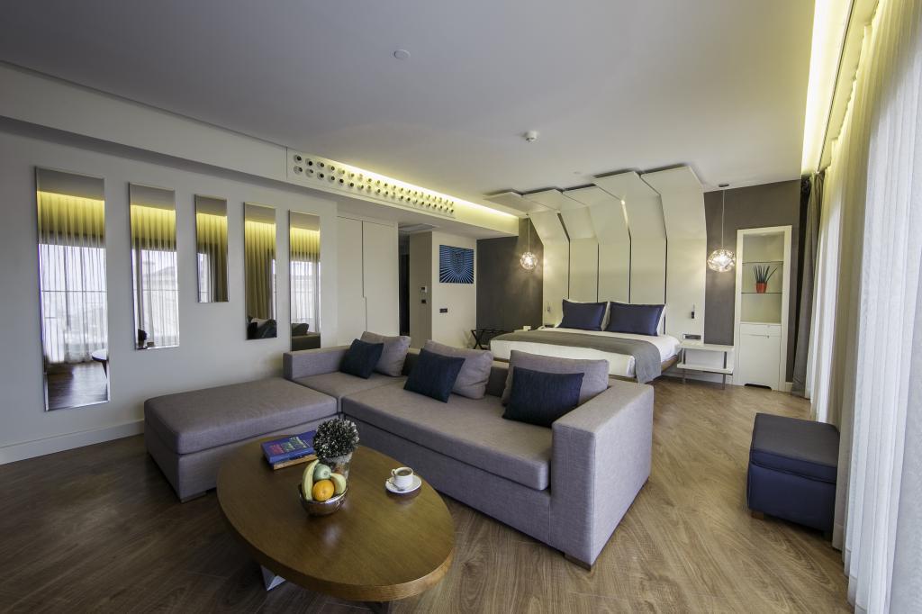 Maroon Hotel Pera — 8
