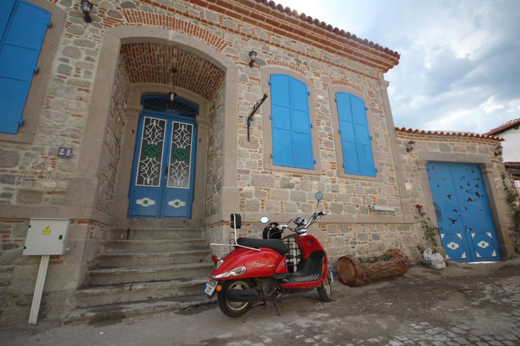 Bergama Taşkonak — 2