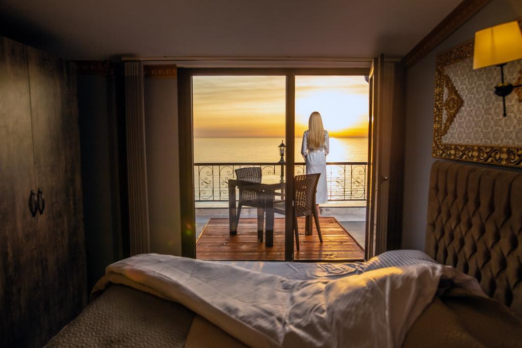 Beyaz Otel Gerze — 5