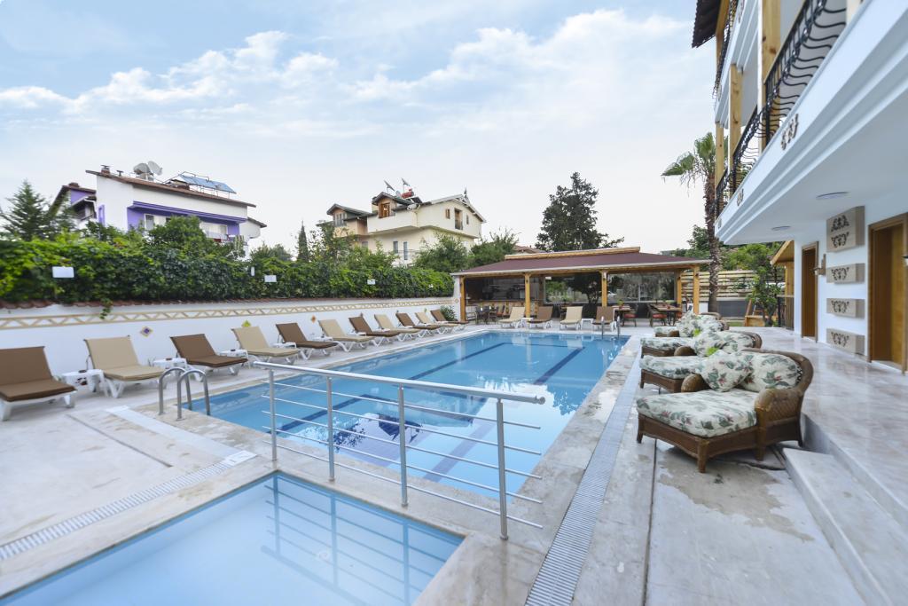 Amore Boutique Hotel — 6