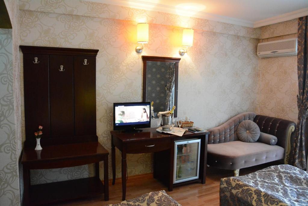 Club Rose Bay Hotel — 6
