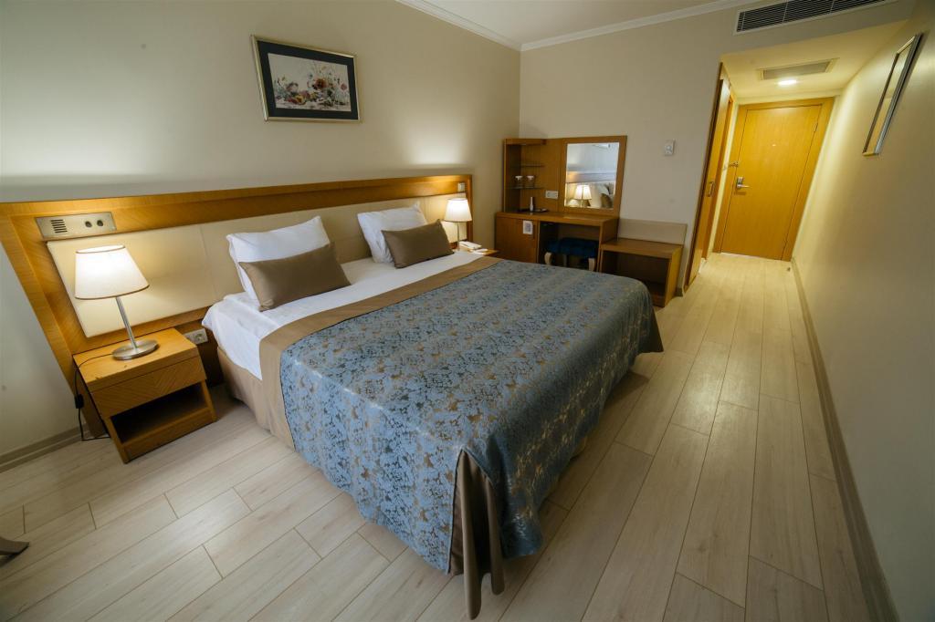 Patalya Lakeside Resort Hotel — 5