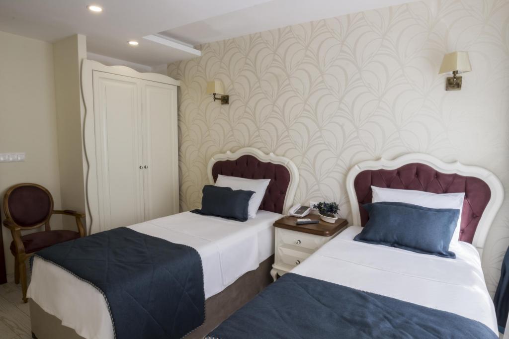 Andalouse Suite Hotel — 4