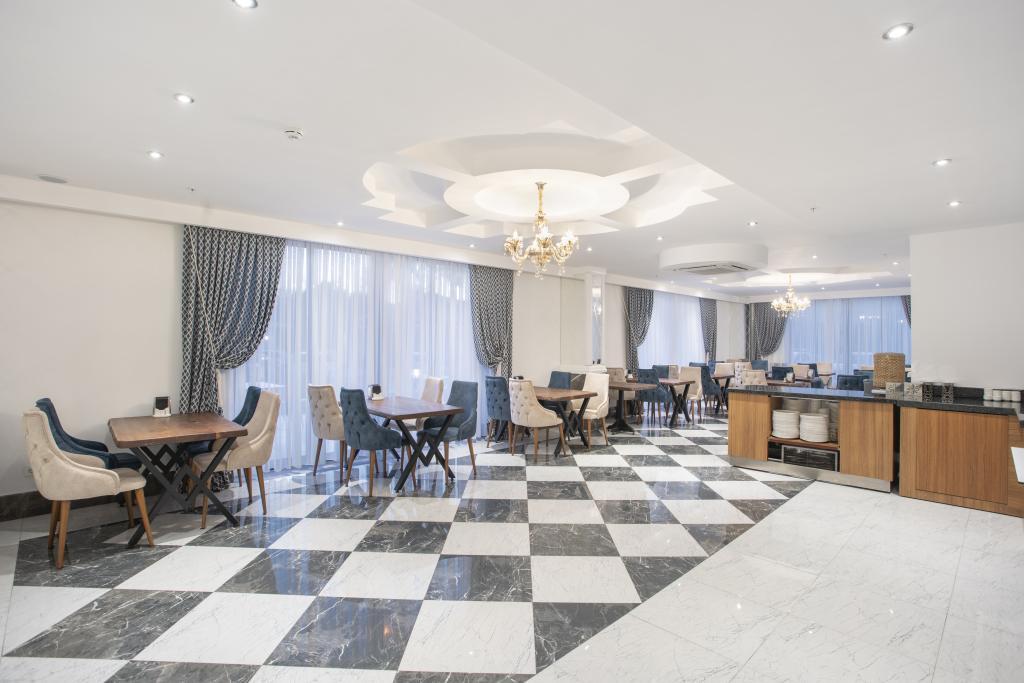 The Sansa Hotel & Spa — 7