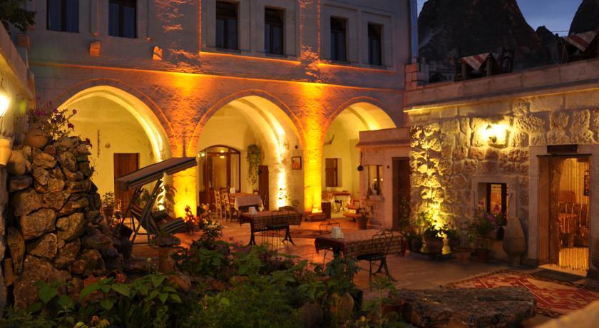 Safran Cave Hotel — 2