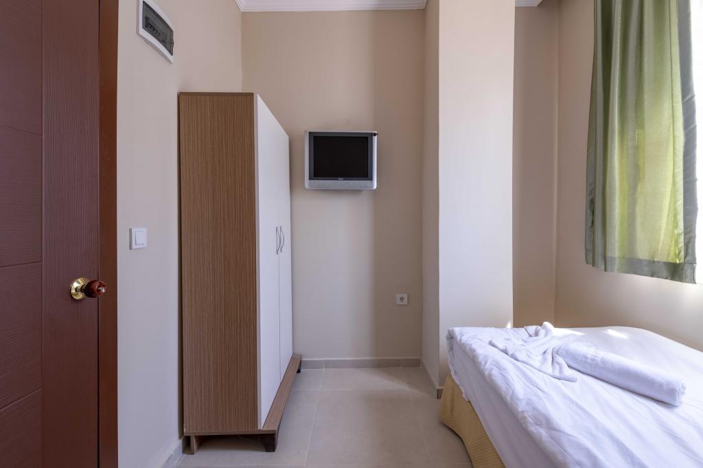Ahsen Hotel — 4