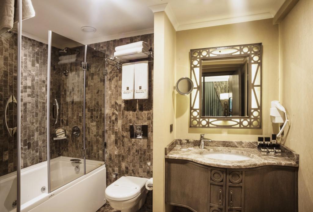 Cadence Design Hotel — 9