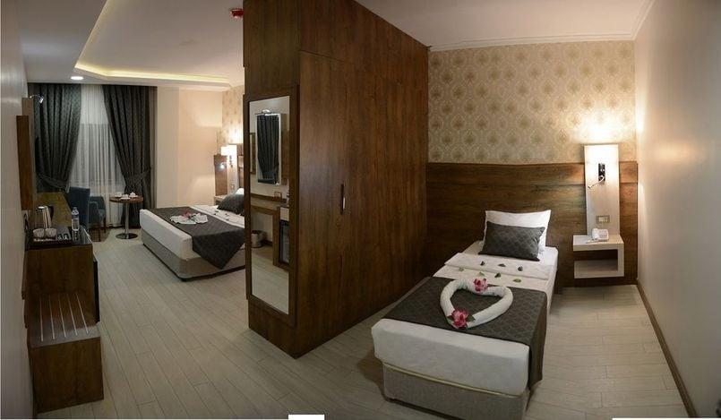 White Star Hotel — 9