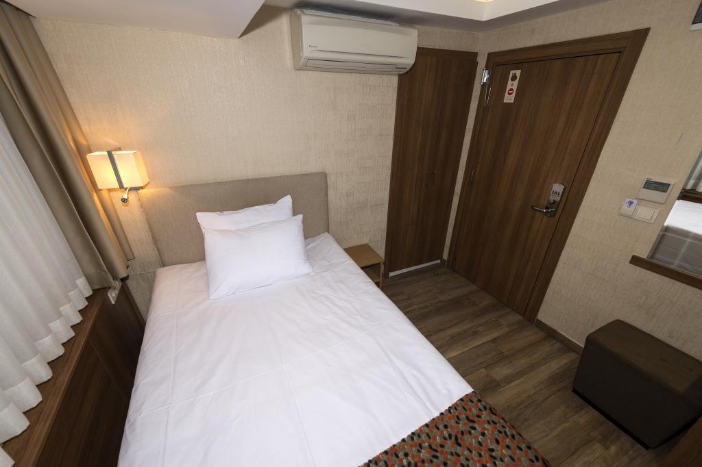B Guest House — 2