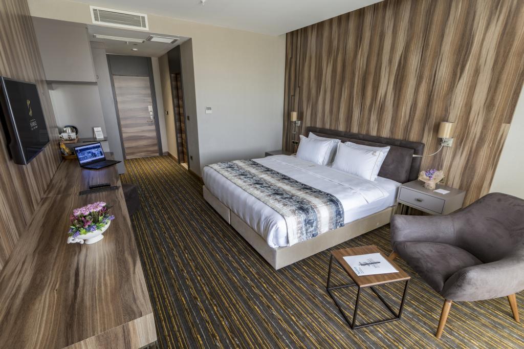 Shimall Deluxe Hotel — 9