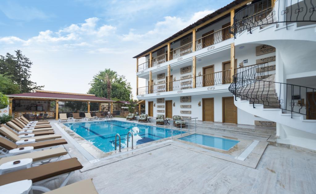 Amore Boutique Hotel — 5