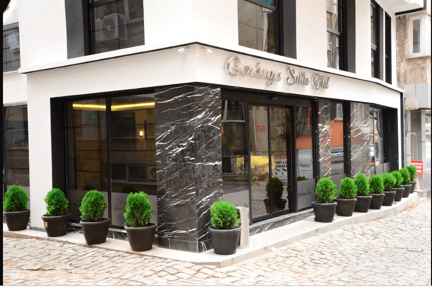 Gardenya Suit Hotel