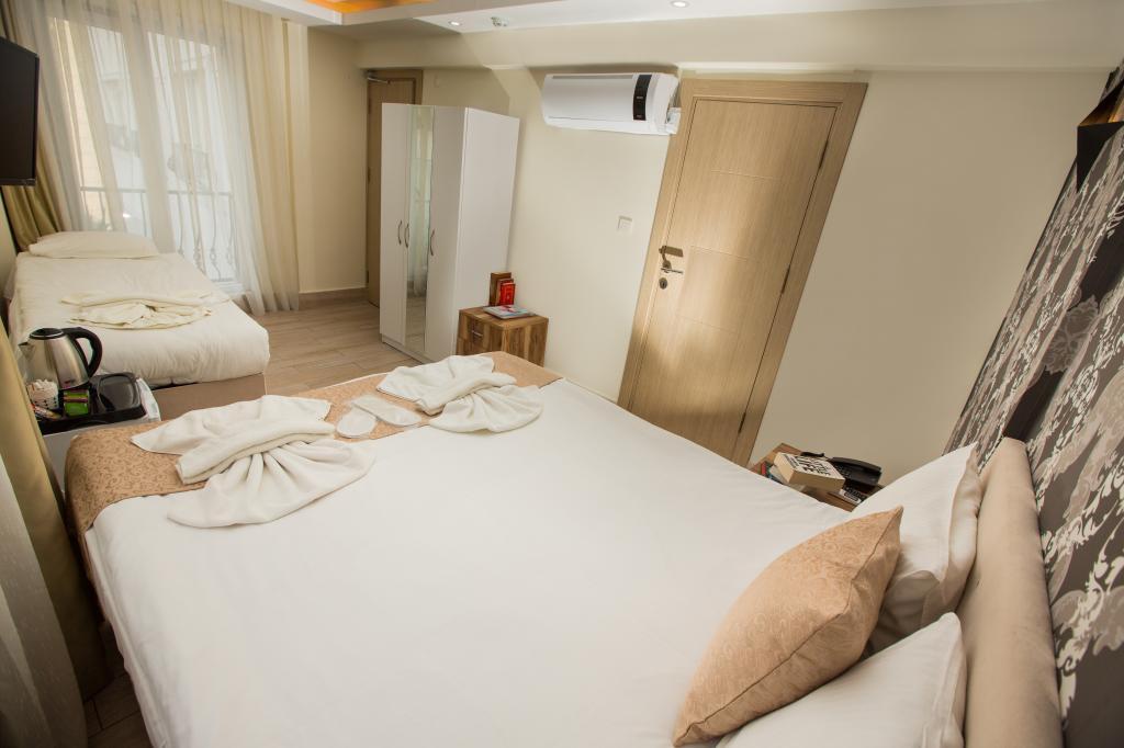 Honey Hotel — 3